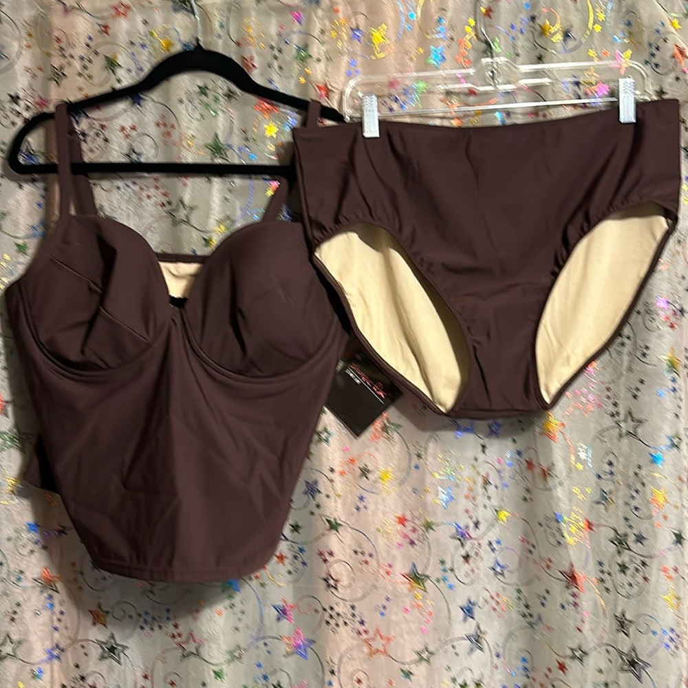 Shape FX 2 piece tank and brief swimsuit. Dark brown size 18x wire cups. New